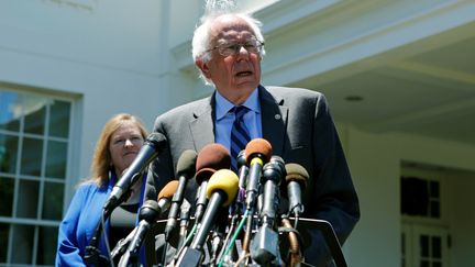 Bernie Sanders, candidat à la primaire démocrate, s'exprime depuis la Maison Blanche (Washington), le 9 juin 2016. (GARY CAMERON / REUTERS)