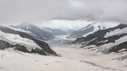 Une vue du glacier d'Aletsch, le 26 août 2021 en Suisse. (MICHAEL RUNKEL / ROBERT HARDING RF / AFP)