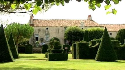 Les jardins à la française de William Christie accueille des concerts de musique baroque
 (France3/Culturebox)