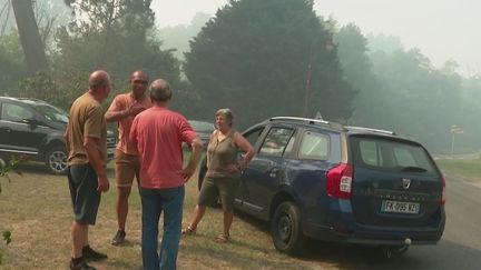 Incendies en Gironde : l'angoisse des habitants d'Origne, menacés par les flammes