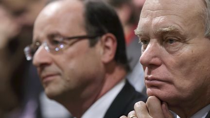 Fran&ccedil;ois Hollande et Jean-Marc Ayrault, le 19 novembre 2012 &agrave; Paris. (PHILIPPE WOJAZER / AFP)