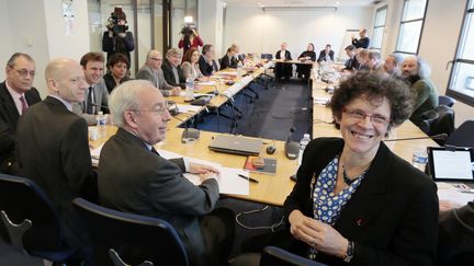 La vice-pr&eacute;sidente de la CGPME, Genevi&egrave;ve Roy, lors des n&eacute;gociations sur le pacte de responsabilit&eacute; au si&egrave;ge du Medef, le 5 mars 2014, &agrave; Paris.&nbsp; (JACQUES DEMARTHON / AFP)