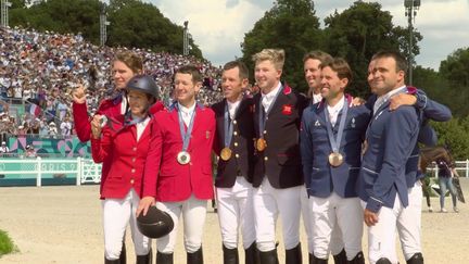 La France touche le bronze en saut d'obstacles