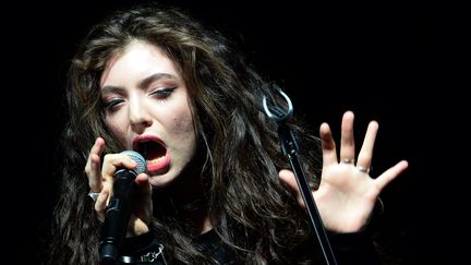 Lorde en concert en Allemagne, en mai 2014
 (BRITTA PEDERSEN)