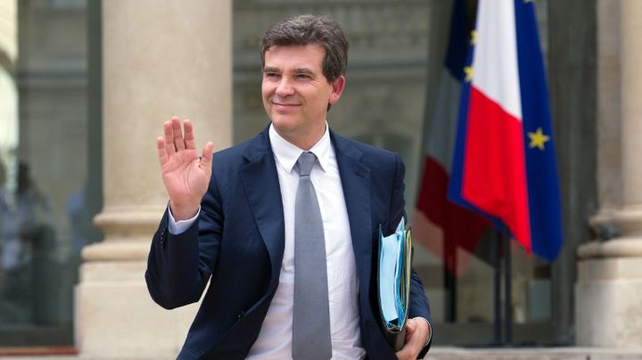 Arnaud Monterbourg &agrave; la sortie de l'Elys&eacute;e le 1er ao&ucirc;t 2012. (BERTRAND LANGLOIS / AFP)