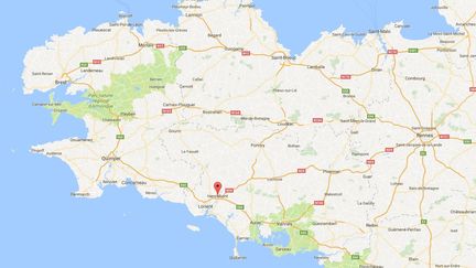 Capture de Google Maps pointant Hennebont (Morbihan) où un ancien enseignant d'une école privée catholique a été condamné, le 13 février 2017, pour&nbsp;agression sexuelle d'une trentaine d'élèves de CM2 entre 1988 et 1991. (GOOGLE MAPS)