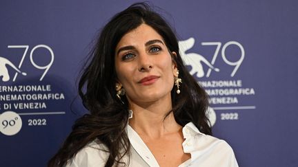 L'actrice Mina Kavani,&nbsp;pour le film Aucun Ours présenté&nbsp;à la Mostra de Venise, le 9 septembre 2022.&nbsp; (ANDREAS SOLARO / AFP)