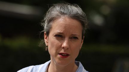 Lucie Castets, la candidate désignée par le Nouveau Front populaire pour être Première ministre, à Paris, le 2 septembre 2024. (THIBAUD MORITZ / AFP)