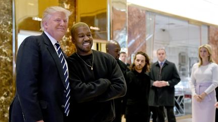 Le président américain Donald Trump est un modèle pour le rappeur Kanye West. (TIMOTHY A. CLARY / AFP)