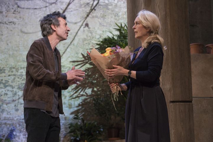 Eric Elmosnino (le gendre) et Evelyne Buyle (la belle-mère)
 (Céline Nieszawer)