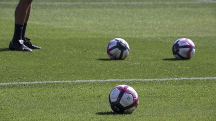 Le PSG à l'échauffement avant leur match contre Nîmes, lors de la 4e journée de Ligue 1, le 1er septembre 2018 au stade de Nîmes. (LODI FRANCK / SIPA)