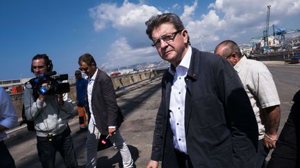 Le candidat aux législatives Jean-Luc Mélenchon, le 2 juin 2017 à Marseille (Bouches-du-Rhône). (LILIAN AUFFRET / SIPA)