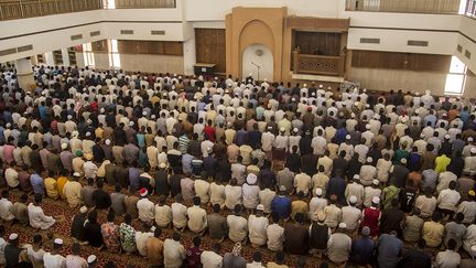 Les fidèles prient dans une mosquées à Khartoum, le 17 avril 2020.&nbsp; &nbsp;&nbsp; (MAHMOUD HJAJ / AFP)