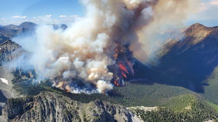 A fire rages south of Lillooet (Canada), July 9, 2023. (BC WILDFIRE SERVICE / AFP)