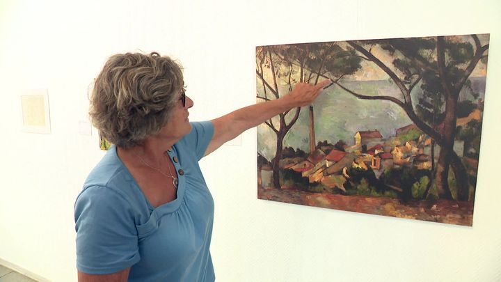 Geneviève Blanc, commissaire de l'exposition et auteur d'un ouvrage consacré à "L'œuvre de Cézanne à l'Estaque". (France 3 Provence Alpes)