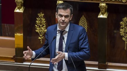 Le député LREM Olivier Véran lors d'une séance de débat à l'Assemblé nationale, en décembre 2018. (CHRISTOPHE PETIT TESSON / MAXPPP)