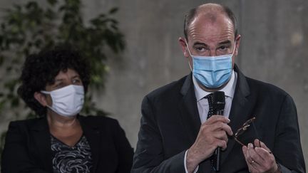 Frédérique Vidal, la ministre de l'Enseignement supérieur et de la Recherche, et Jean Castex, le Premier ministre, à Besançon (Doubs), le 23 juillet 2020.&nbsp; (SEBASTIEN BOZON / AFP)