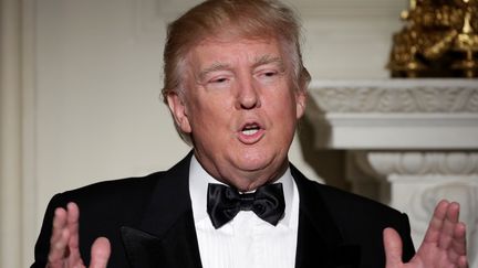 Le président américain Donald Trump lors d'un dîner avec les gouverneurs, à la Maison Blanche, à Washington, le 26 février 2017. (JOSHUA ROBERTS / REUTERS)