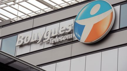 Le centre de Bouygues Telecom &agrave; Meudon (Hauts-de-Seine), le 1er octobre 2013. (ERIC PIERMONT / AFP)