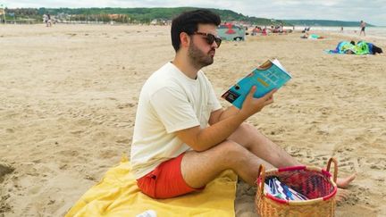 Été : des cahiers de vacances pour les adultes (France 2)