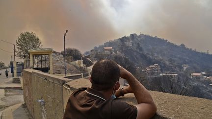 Algérie : les incendies qui ravagent la Kabylie ont fait au moins 69 morts