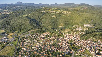 La commune de Volvic (Puy-de-Dôme), le 24 juillet 2018. (CORMON FRANCIS / HEMIS.FR / AFP)