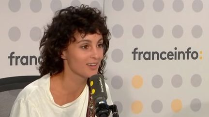 Barbara Pravi sur franceinfo. (FRANCEINFO / RADIO FRANCE)