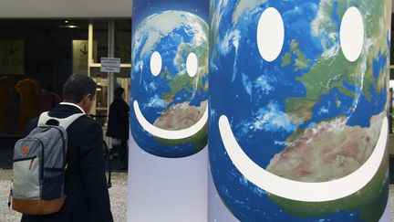 L'espace "Générations climat" de la COP21, au Bourget (Seine-Saint-Denis), le 3 décembre 2015. (DOMINIQUE FAGET / AFP)