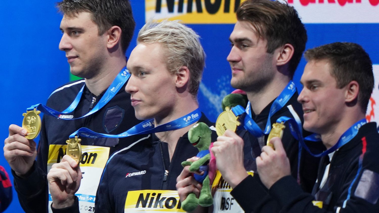 Natation : La Fédération Internationale S'oppose à L'exclusion Des ...