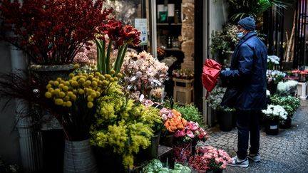 Reconfinement de 16 départements : les chocolatiers et les fleuristes vont pouvoir rester ouverts