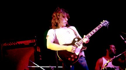 Jeff Beck le 31 Mai 1975 sur la scène du Winterland de San Francisco (JOEL SELVIN / MICHAEL OCHS ARCHIVES)