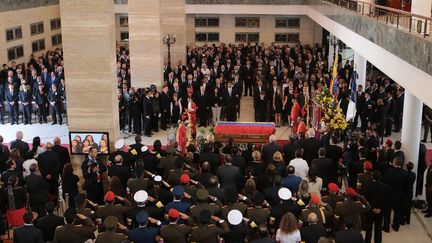 C&eacute;r&eacute;monie des&nbsp;fun&eacute;railles d'Hugo Chavez dans l'Acad&eacute;mie militaire &agrave; Caracas, au Venezuela; le 8 mars 2013. (MARCELO GARCIA / AFP)