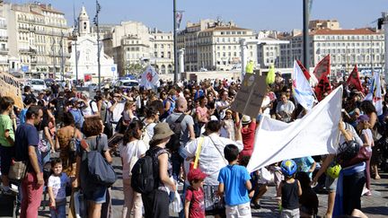  (Manifestation de parents d'élèves et de syndicats d'employés municipaux devant la mairie de Marseille le 12 septembre dernier contre le manque d'activités périscolaires © Maxppp)