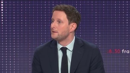 Clément Beaune, secrétaire d’État aux Affaires européennes, invité du 8h30 de franceinfo vendredi 10 décembre. (FRANCEINFO / RADIOFRANCE)