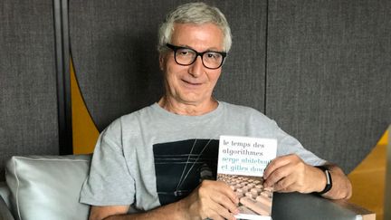 Serge Abiteboul, auteur du livre "Le temps des algorithmes", veut démythifier l'informatique et l'intelligence artificielle (JC)