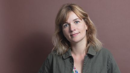 Marion Fayolle, autrice du roman "Du même bois", paru le 4 janvier aux éditions Gallimard. (FRANCESCA MANTOVANI / GALLIMARD)