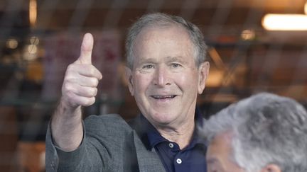 L'ancien président américain George W Bush, le 1er mai 2022, à Arlington (Texas). (LM OTERO/AP / SIPA / SIPA / AFP)