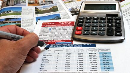 Calcul du crédit immobilier. (MAXPPP)