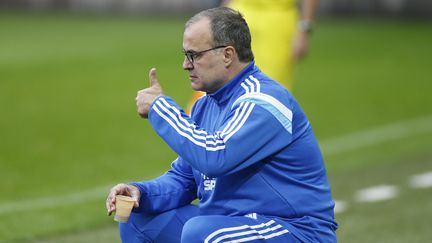 L'entra&icirc;neur de l'OM, Marcelo Bielsa, le 4 octobre 2014 lors d'un match &agrave; Caen (Calvados). (JEAN CATUFFE / GETTY IMAGES)