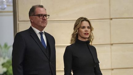 Sandrine Doucen et son compagnon Richard Ferrand, à l'Elysée, à Paris, pour un dîner avec le président sud-coréen, le 15 octobre 2018. (CHRISTOPHE PETIT-TESSON / AFP)