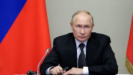 Vladimir Poutine, le 12 août 2024 à Novo-Ogaryovo, en dehors de Moscou (Russie). (GAVRIIL GRIGOROV / AFP)