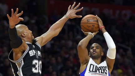 Chris Paul prend le meilleur sur David West et les Clippers ont battu les Spurs