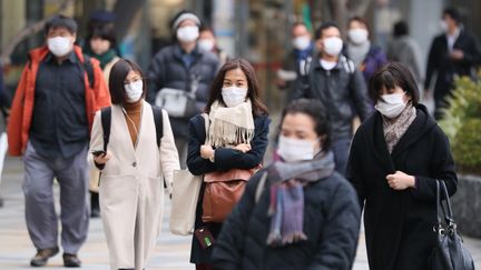 Japon : le masque sanitaire, un objet du quotidien et un accessoire de mode