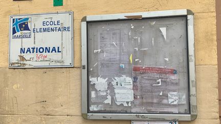 L'école élémentaire National, à Marseille, fait partie des établissements en pleine réhabilitation. (MATHILDE VINCENEUX / RADIOFRANCE)