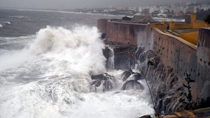 La ville de Bastia submergée par les vagues, le 29 octobre 2018. (JONATHAN MARI / CORSE MATIN / MAXPPP)