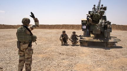 Des soldats de la task force Wagram, le 13 juillet 2017 près de Mossoul (Irak). (FADEL SENNA / AFP)