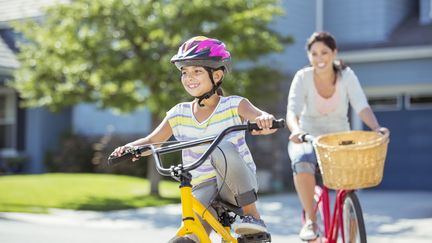 Sécurité : le casque bientôt obligatoire à vélo pour les enfants de moins de 12 ans