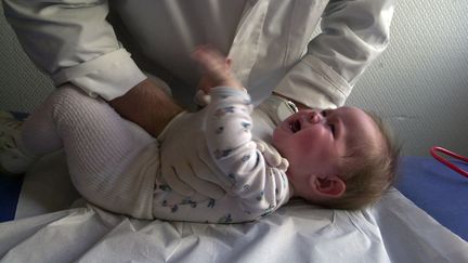 Santé : la kiné respiratoire à présent déconseillée aux enfants de moins d'un an