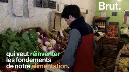 Des fruits et légumes récoltés le jour même et de saison, une juste rémunération et des saveurs méconnues. Cette boutique parisienne veut réinventer les fondements de notre alimentation.