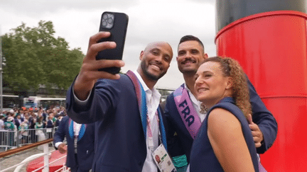 Paris 2024 : les athlètes français portés par la cérémonie d'ouverture